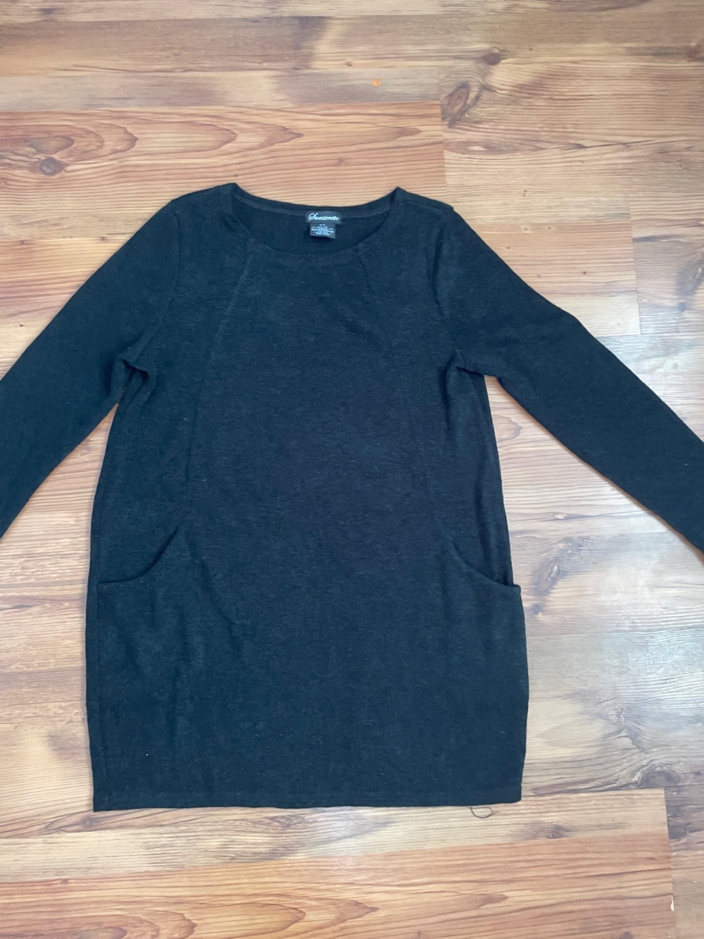 Vintage Long-Sleeve Black Knit Pocket Dress, Womens